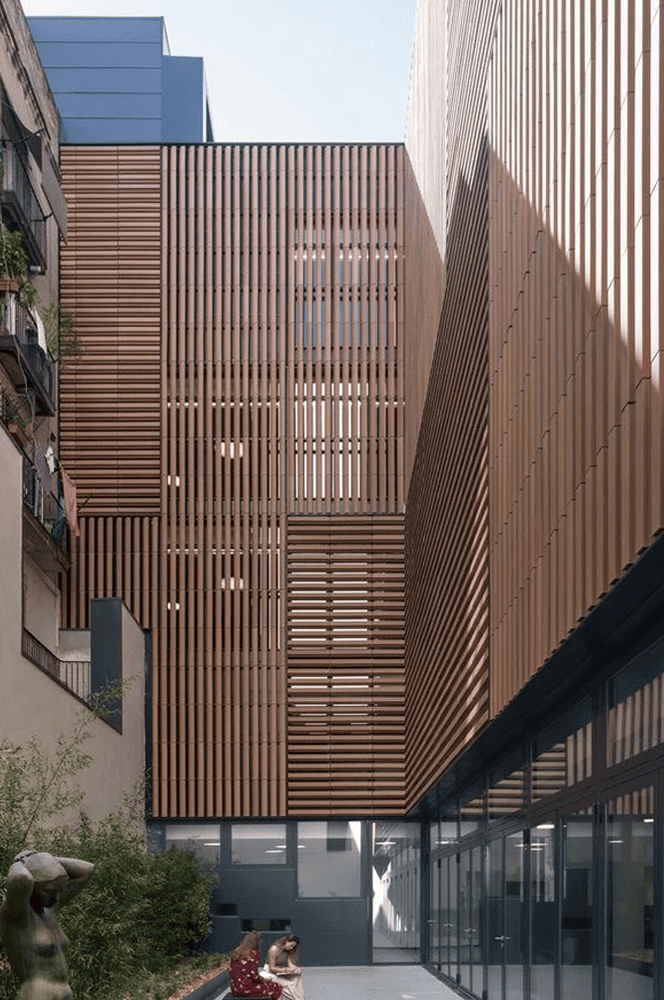 2026 WPC-väggpaneldesigntrender: varma toner, matt finish och 3D djupkornig